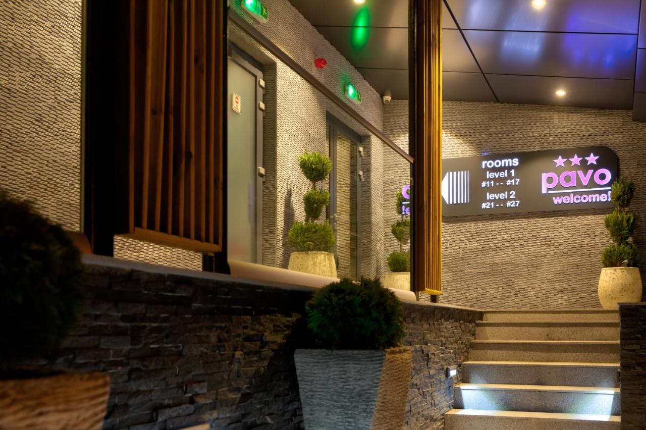 Pensiune Pavo Piteşti Exterior foto
